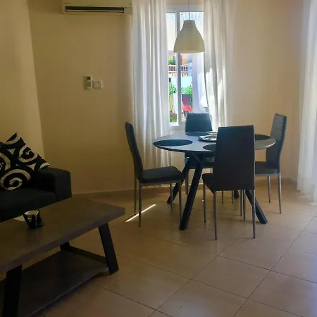 Апартаменты Constantia Gardens *
