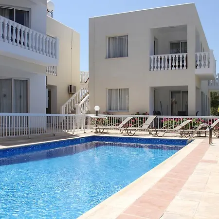 Constantia Gardens * Paphos
